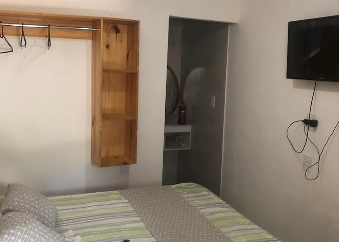 Pousada da Neném - Quarto Tangerina